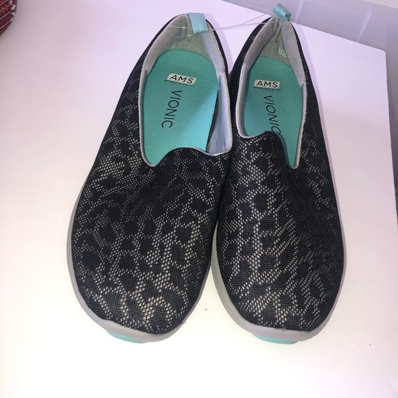 𝅺Vionic 331 Hydra Black Slip On Comfort Sneaker 10 - Picture 1 of 5